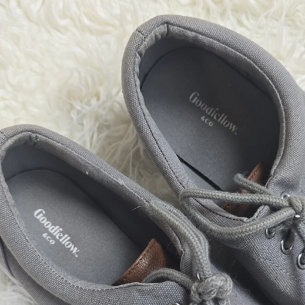 Gray Low-Top Canvas Sneakers with White Soles